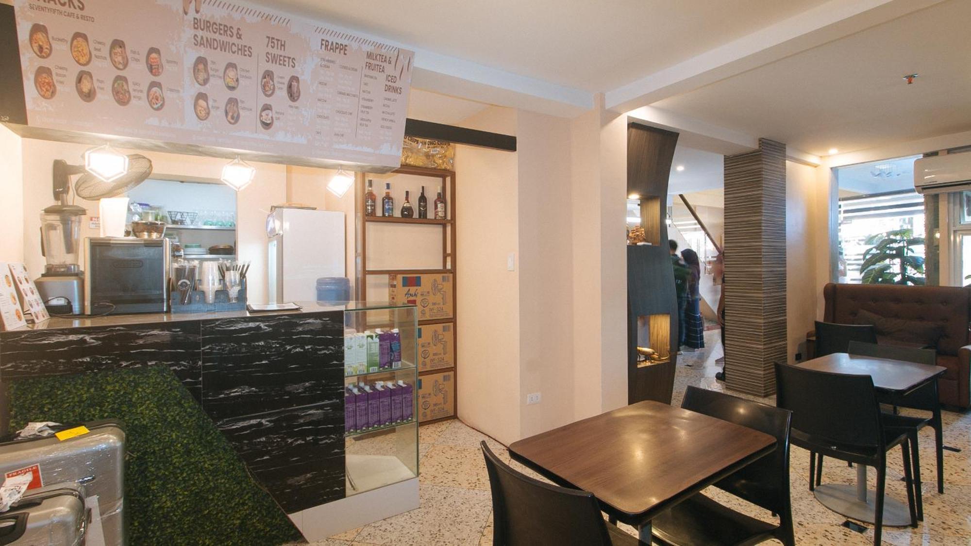 Reddoorz Plus At Seventy Five Inn Near Manila Airport Paranaque City Kültér fotó