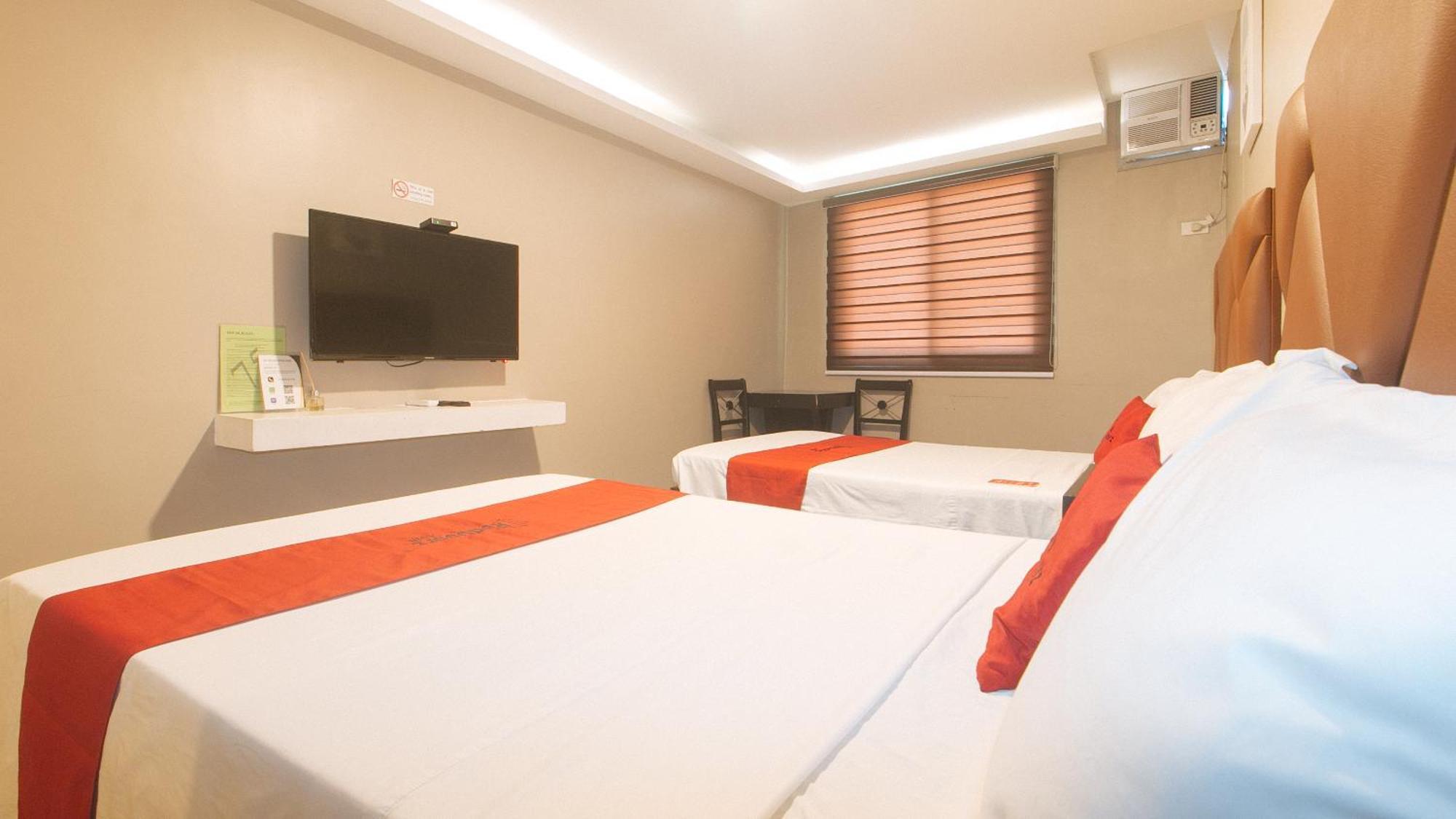 Reddoorz Plus At Seventy Five Inn Near Manila Airport Paranaque City Kültér fotó
